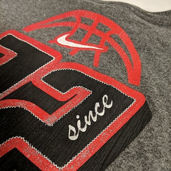 Nike Hoops Long Sleeve Gray Shirt Top youth boys XL Women's Small/Medium Red - Picture 12 of 12